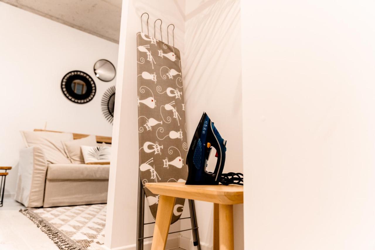 Hop & Lulu Premium Apartments Голеню Экстерьер фото