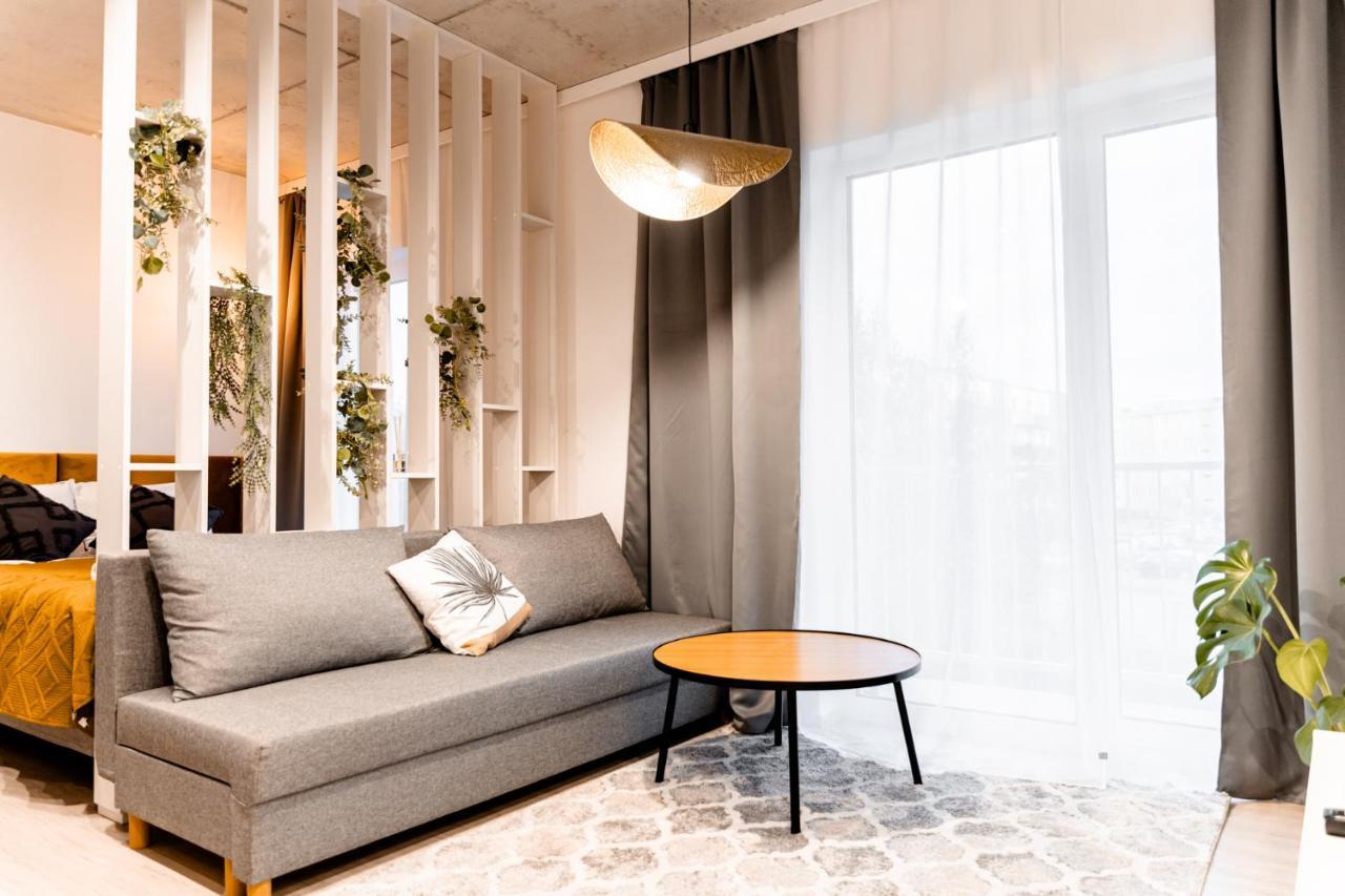 Hop & Lulu Premium Apartments Голеню Экстерьер фото